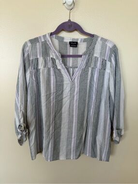 SPLENDID Grey & Lilac Striped Blouse